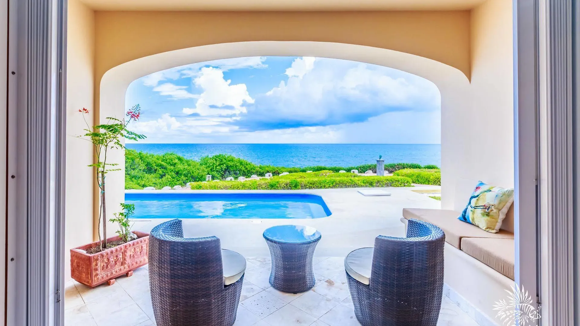 Isla 33 Resort & Villas Isla Mujeres Hotel